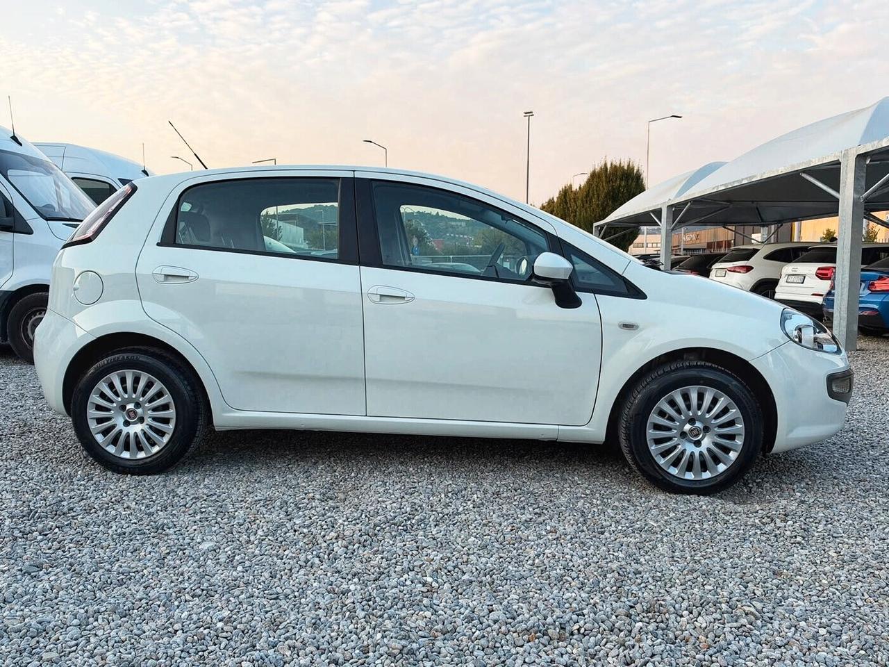 Fiat Punto Evo 1.4 5 porte Dynamic AUTOMATICA OK NEOPATENTATI