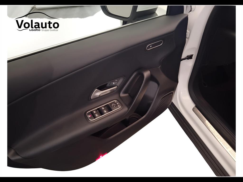 Mercedes-Benz Classe A - W177 2023 - A 180 d Advanced auto