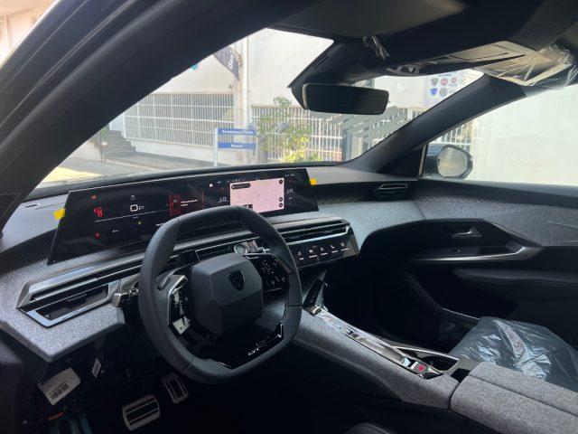 PEUGEOT 3008 Hybrid 145 e-DCS6 GT da?379,00 mensili
