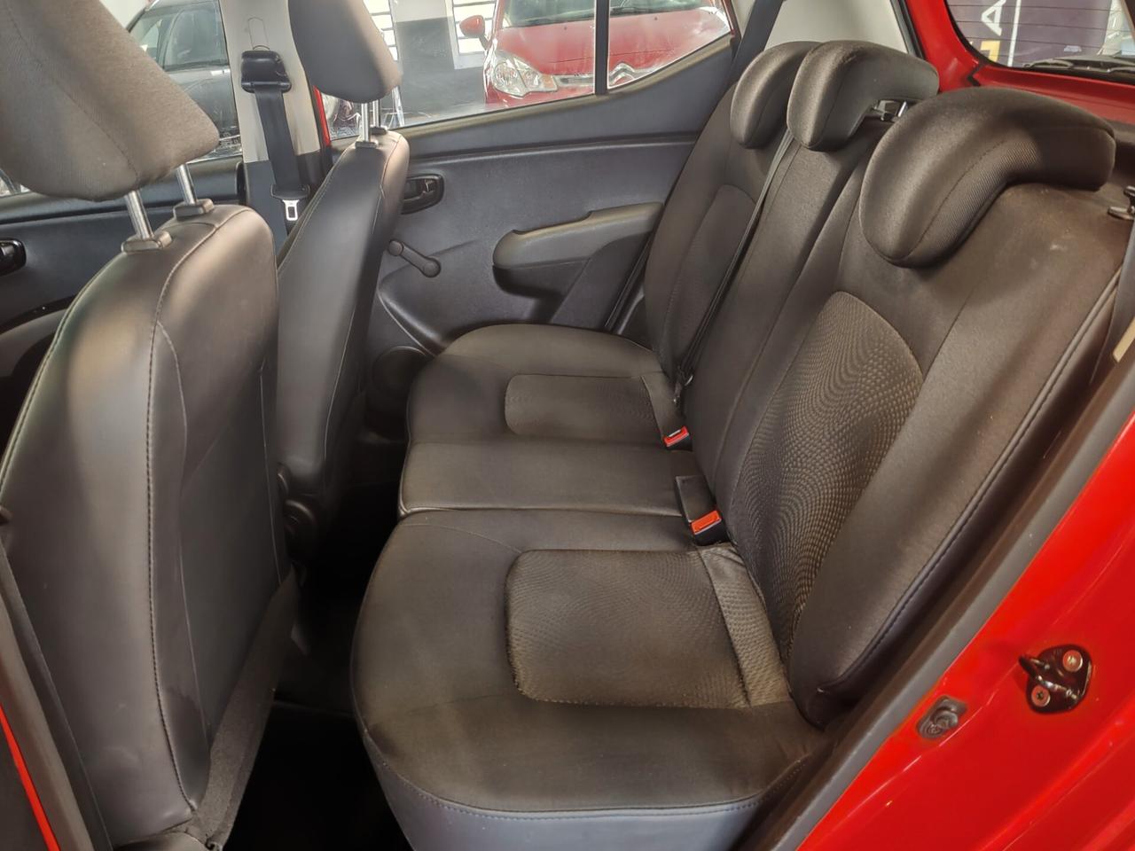 Hyundai i10 1.1 12V Sound Edition