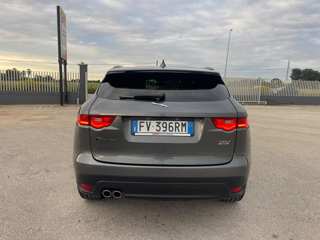 JAGUAR F- PACE 2.0 D 180CV AWD R-SPORT 58000KMM