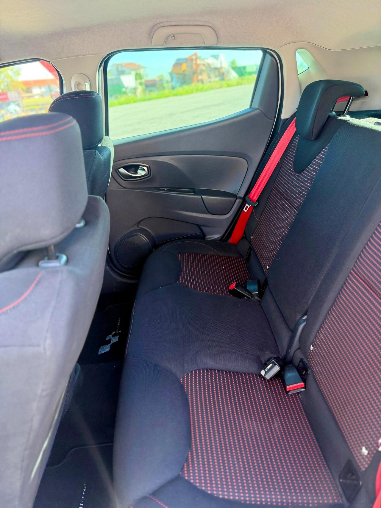 Renault Clio 4 RS TCe 200CV EDC Start&Stop 5 porte Energy R.S.