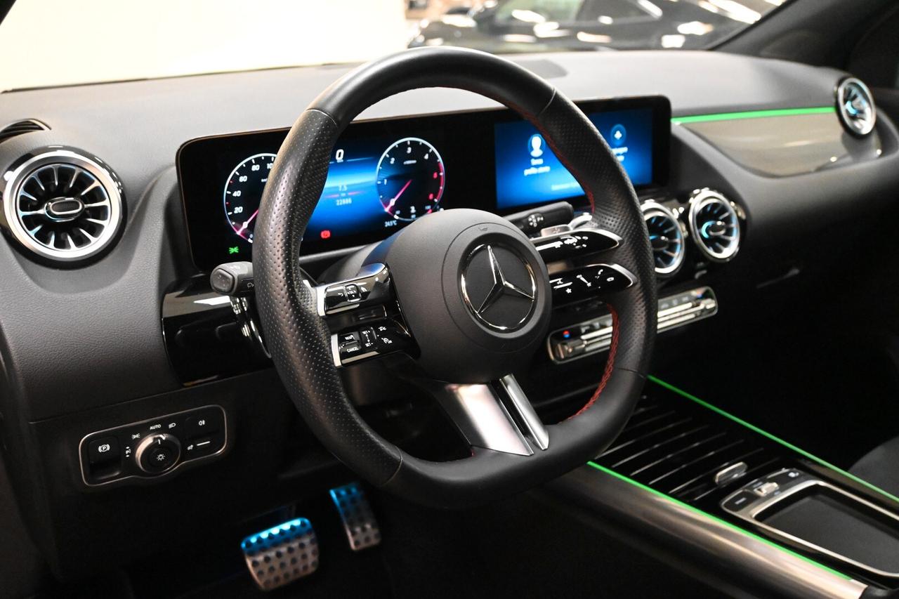 MERCEDES GLA (H247) GLA 180 d Automati...