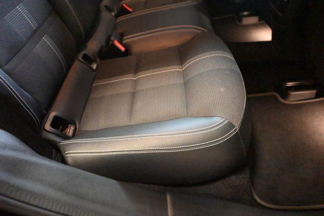 MERCEDES-BENZ GLA 180 SPORT AUTO NAVI TEL CAM 18"CRUISE PELLE/TESS.FULL!