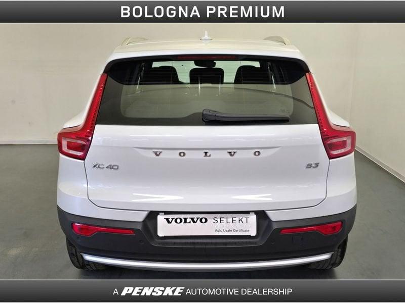 Volvo XC40 XC40 B3 automatico Core