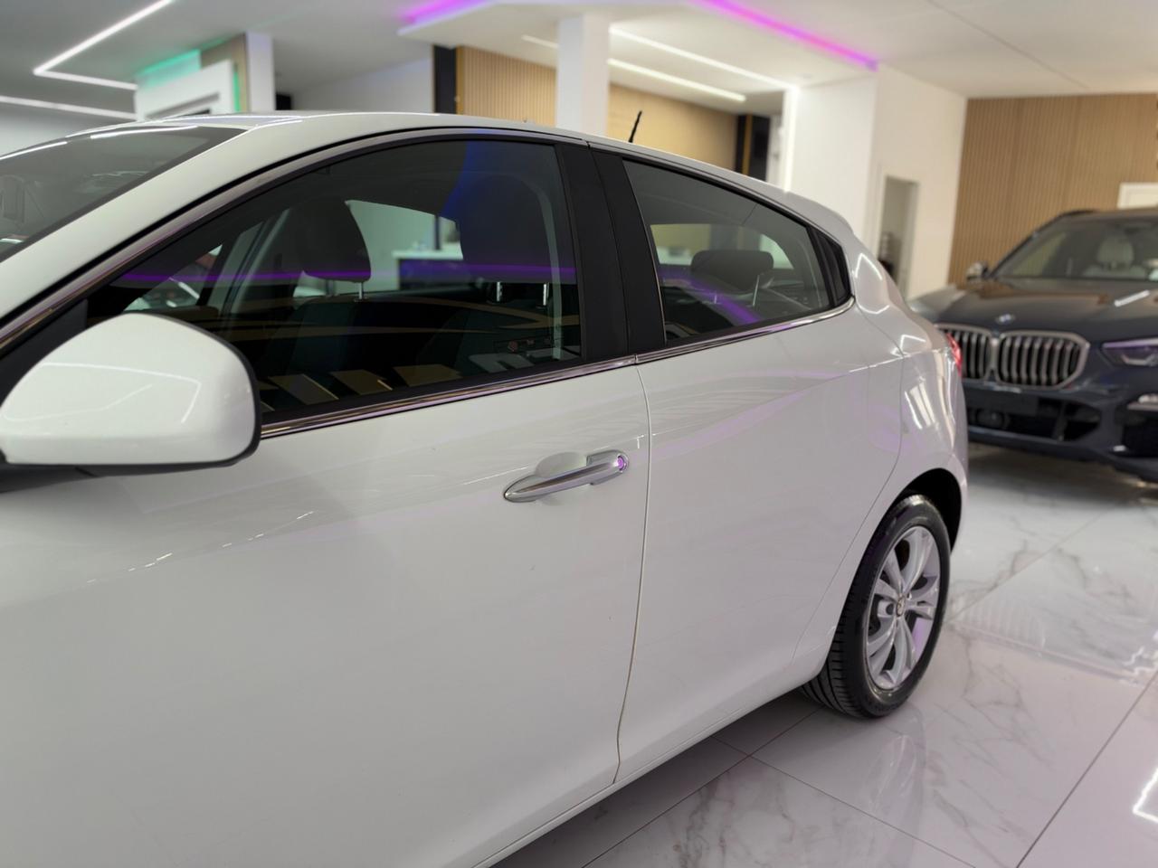 Alfa Romeo Giulietta 1.4 TURBO GPL Full Opt