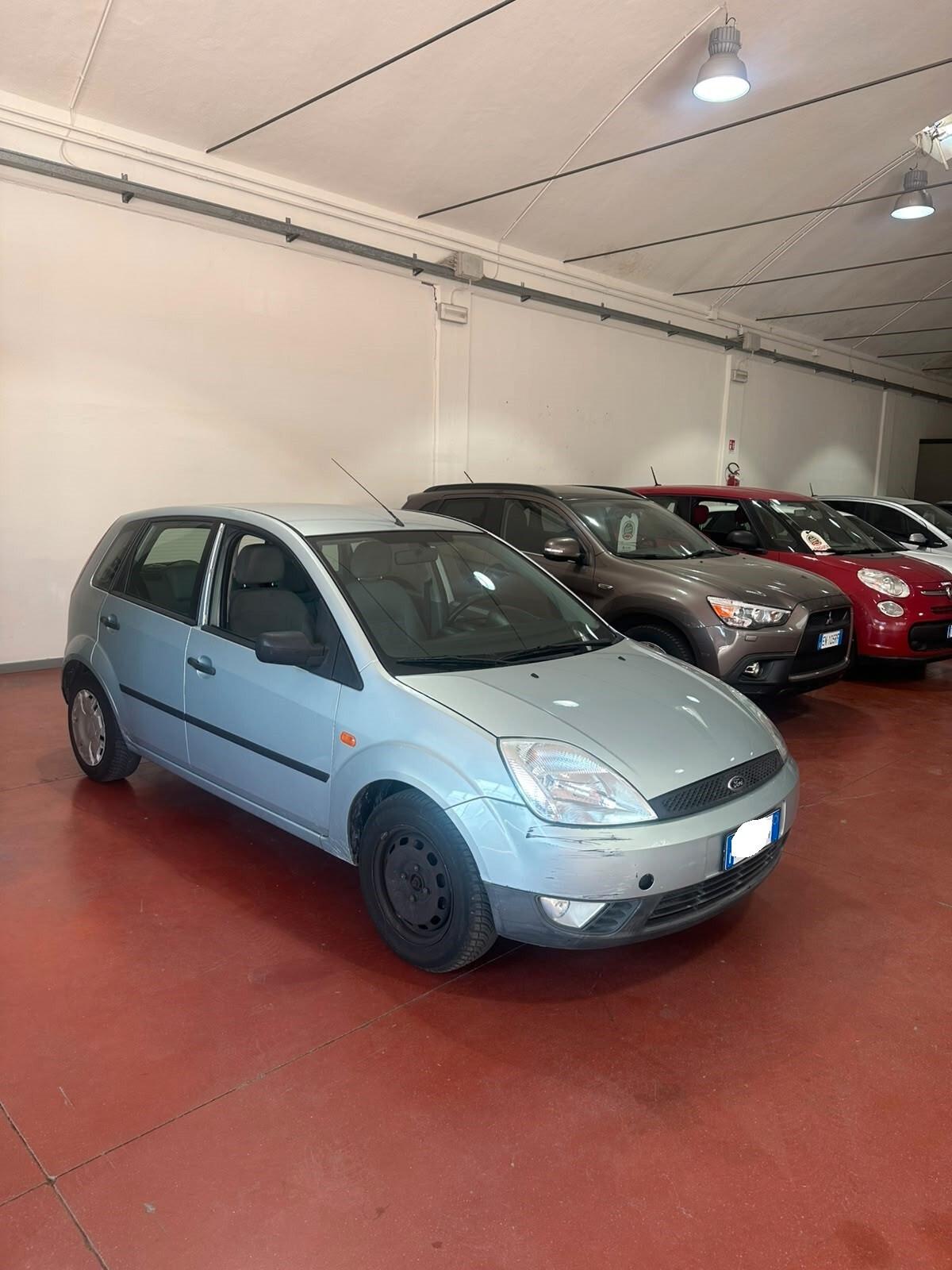 Ford Fiesta 1.2 16V 5p. Ambiente