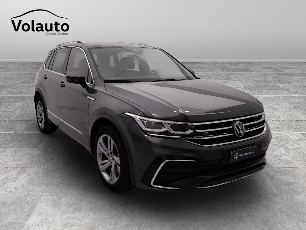 VOLKSWAGEN Tiguan II 2021 - Tiguan 2.0 tsi R-Line 4motion 190cv dsg