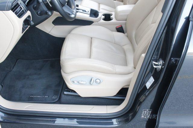 PORSCHE Macan 2.0 TETTO/PELLE 265CV