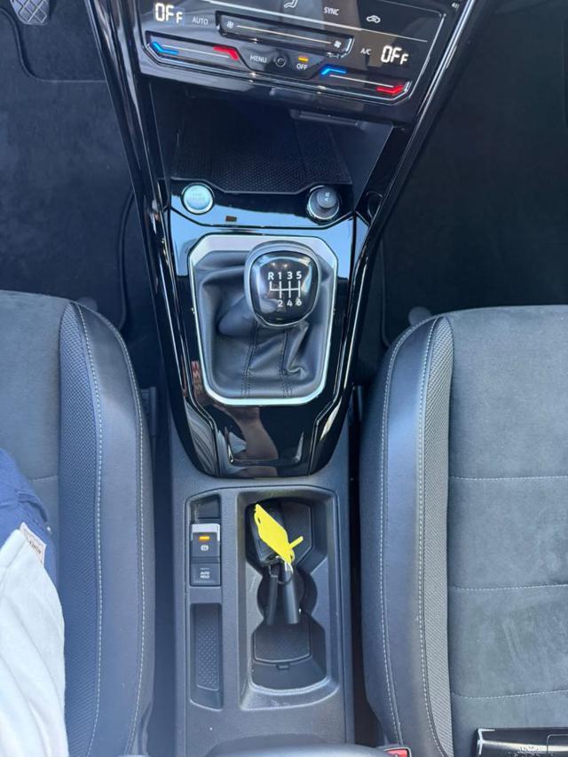 VOLKSWAGEN T-Roc 2.0 TDI SCR Style NEO PATENTATO
