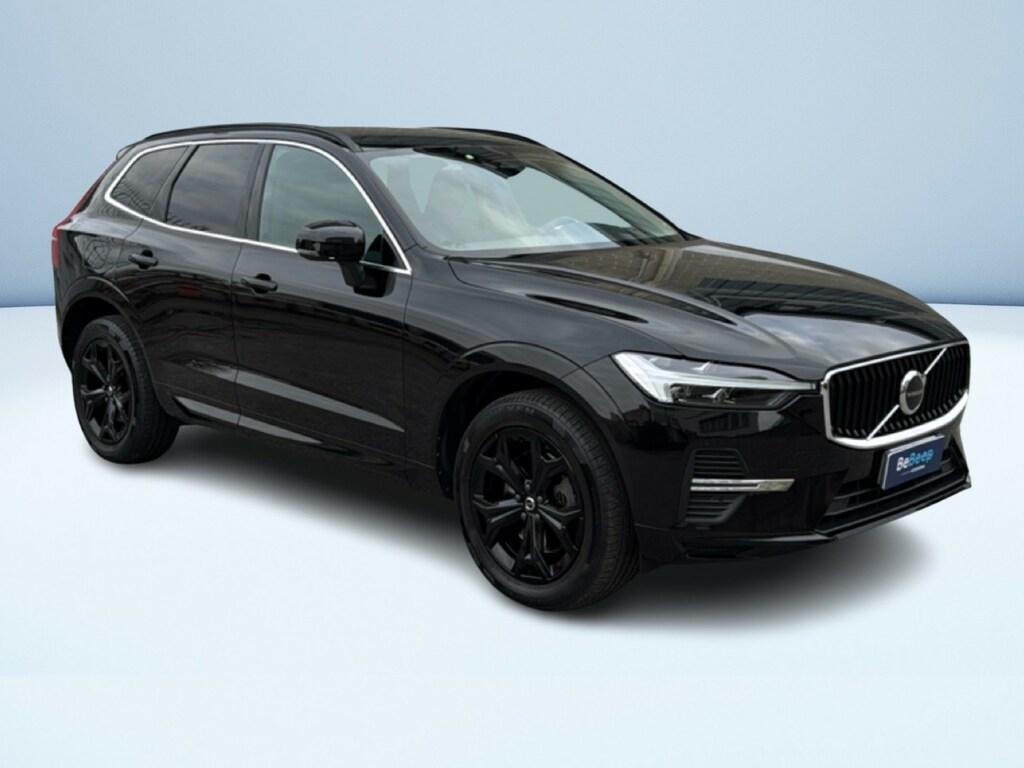 Volvo XC60 2.0 B4 Momentum Pro AWD Auto