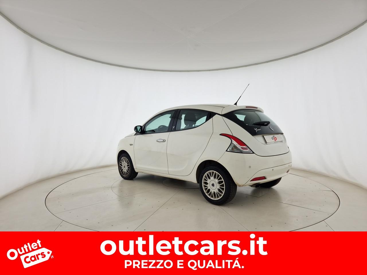 Lancia Ypsilon 1.2 silver 69cv