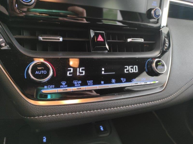 TOYOTA Corolla (2018-->) - Corolla Touring Sports 1.8 Hybrid Business