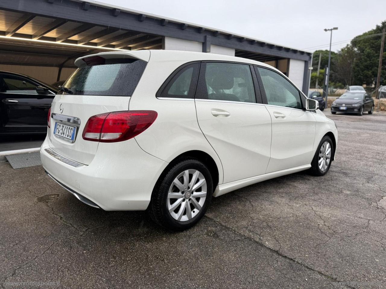 MERCEDES-BENZ B 180 CDI Automatic Premium