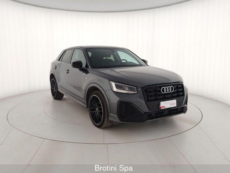 Audi Q2 35 TFSI S tronic Identity Black