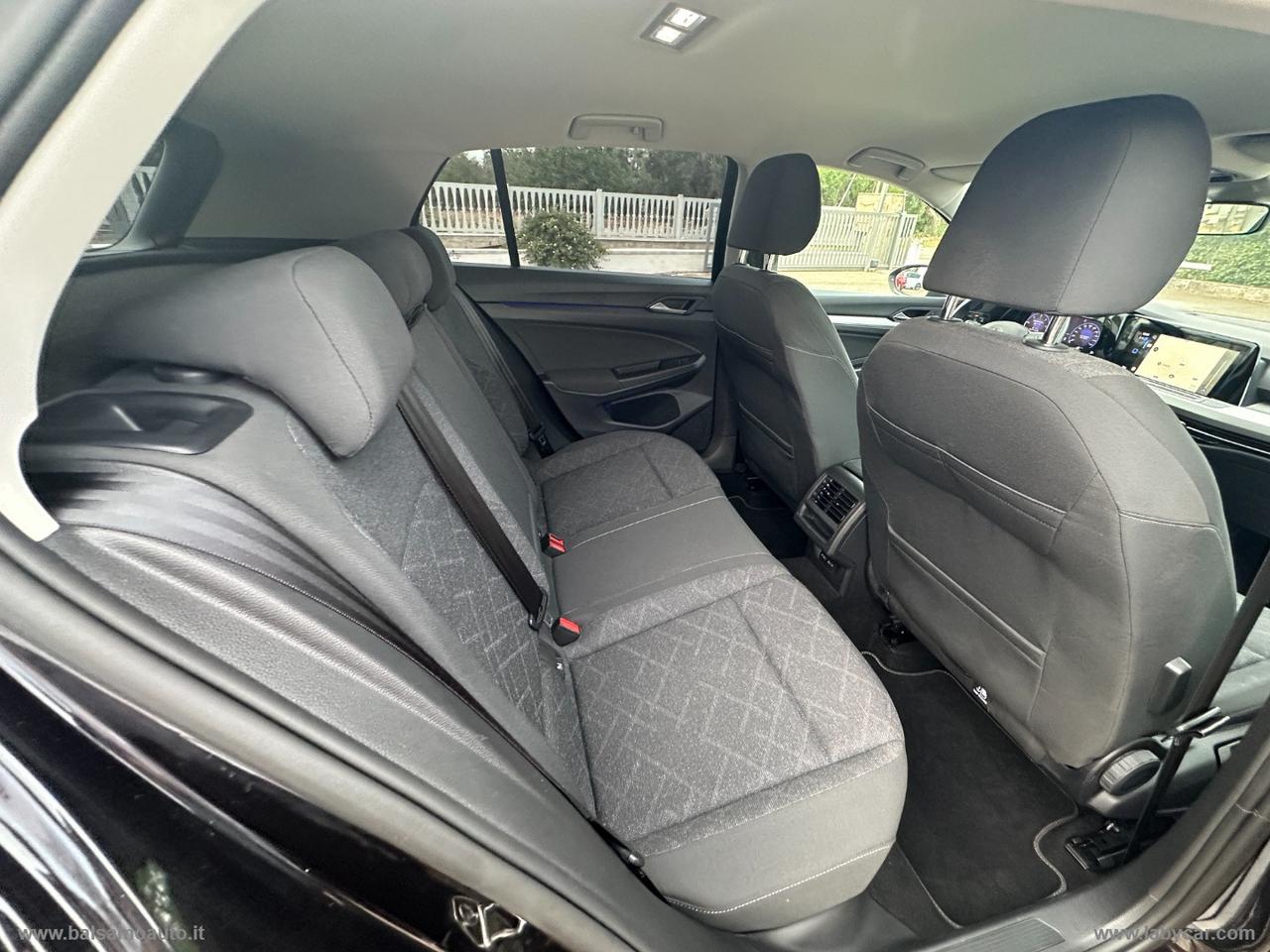 VOLKSWAGEN Golf 2.0 TDI DSG SCR Style