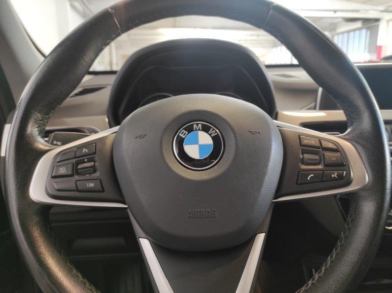 BMW X1 (F48) - X1 xDrive18d xLine
