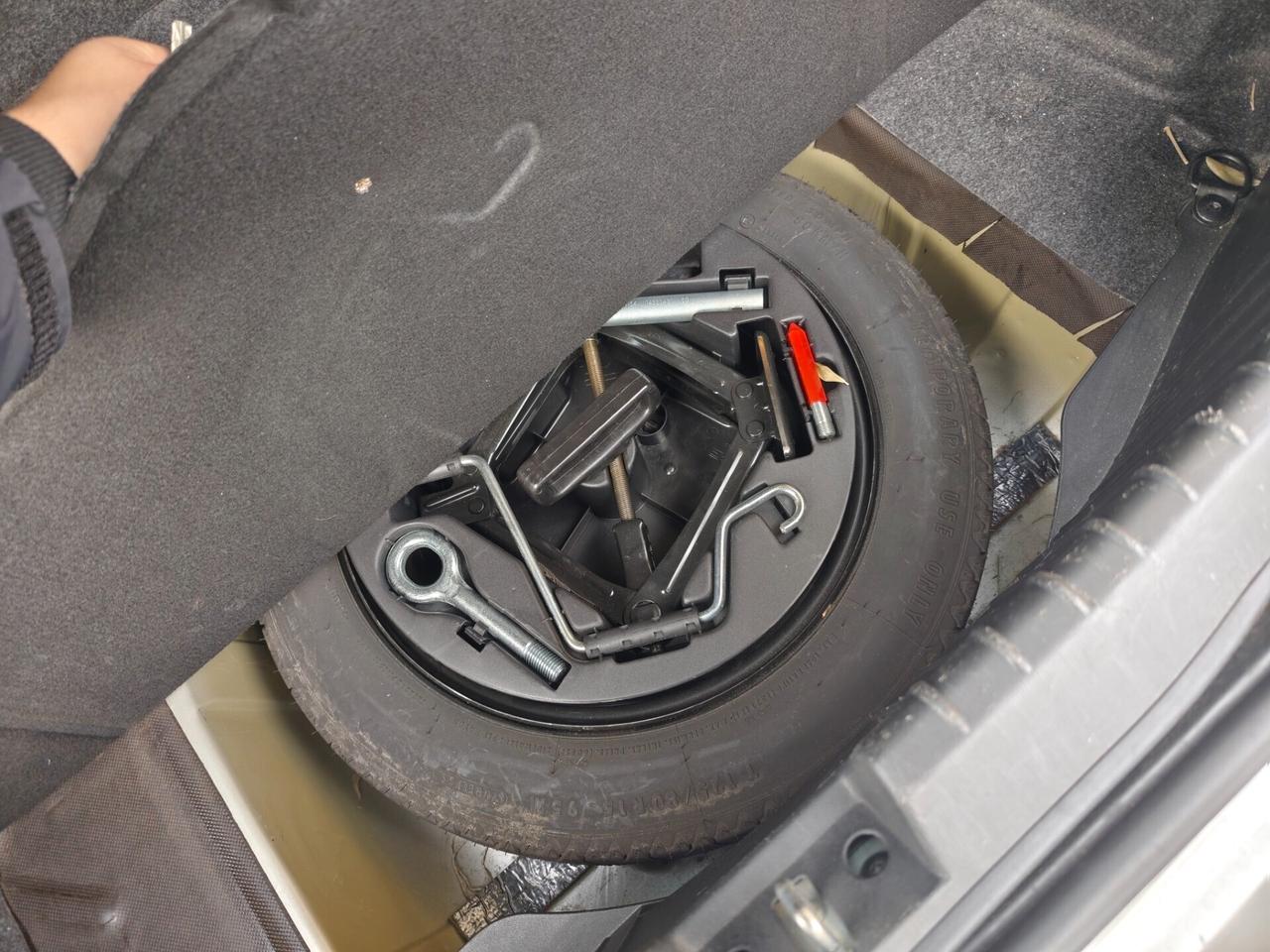 Alfa Romeo 147 1.6 Benz euro 4 5 porte Black Line