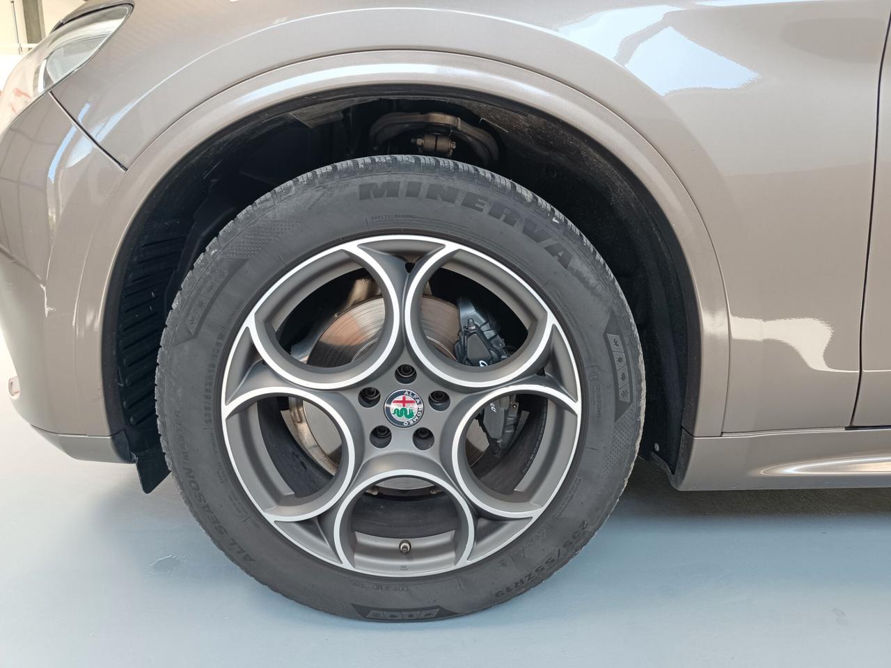 Alfa Romeo Stelvio 2.2 Turbodiesel 210 CV AT8 Q4 Veloce