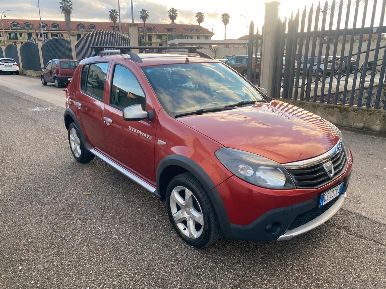 Dacia Sandero Stepway 1.6 8V 90CV ANNO 2010