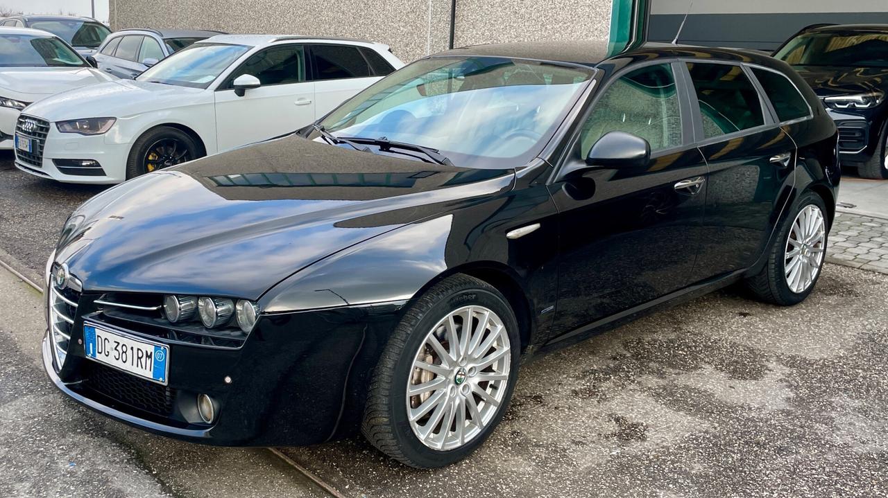 ALFA ROMEO 159 SPORTWAGON 2.4 JTDM EXCLUSIVE Q-TRONIC 200CV - PELLE, IMPIANTO BOSE