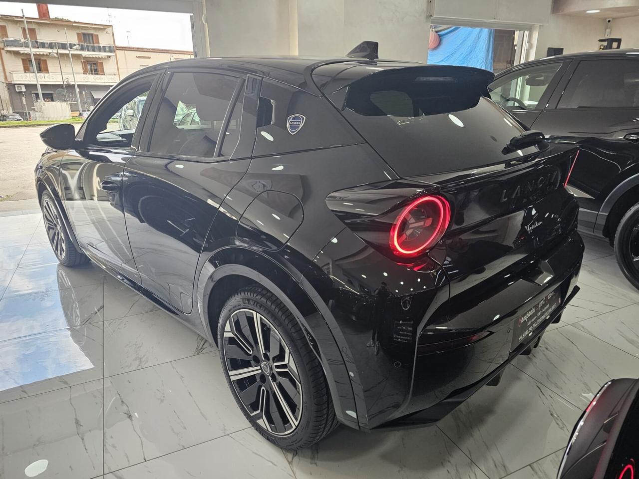 NUOVA LANCIA YPSILON IBRIDA LX 1.2 IBRIDO 81KW (110CV) CAMBIO AUTOMATICO