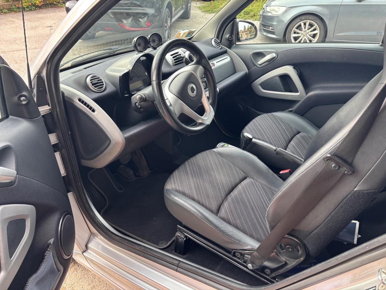Smart ForTwo 1000 52 kW MHD coupé pulse