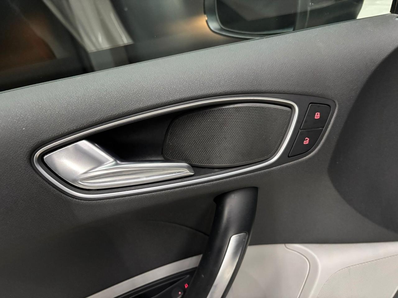 Audi A1 1.6 TDI 105 CV Ambition Tetto Apribile