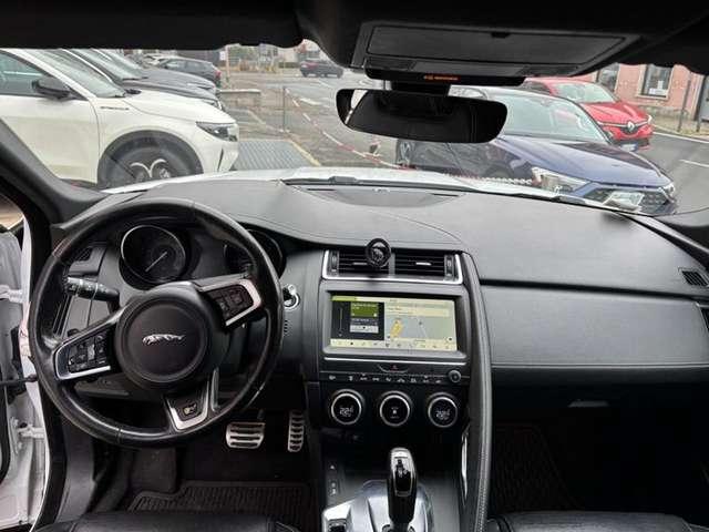 Jaguar E-Pace 2.0D 180 CV AWD aut. R-Dynamic SE
