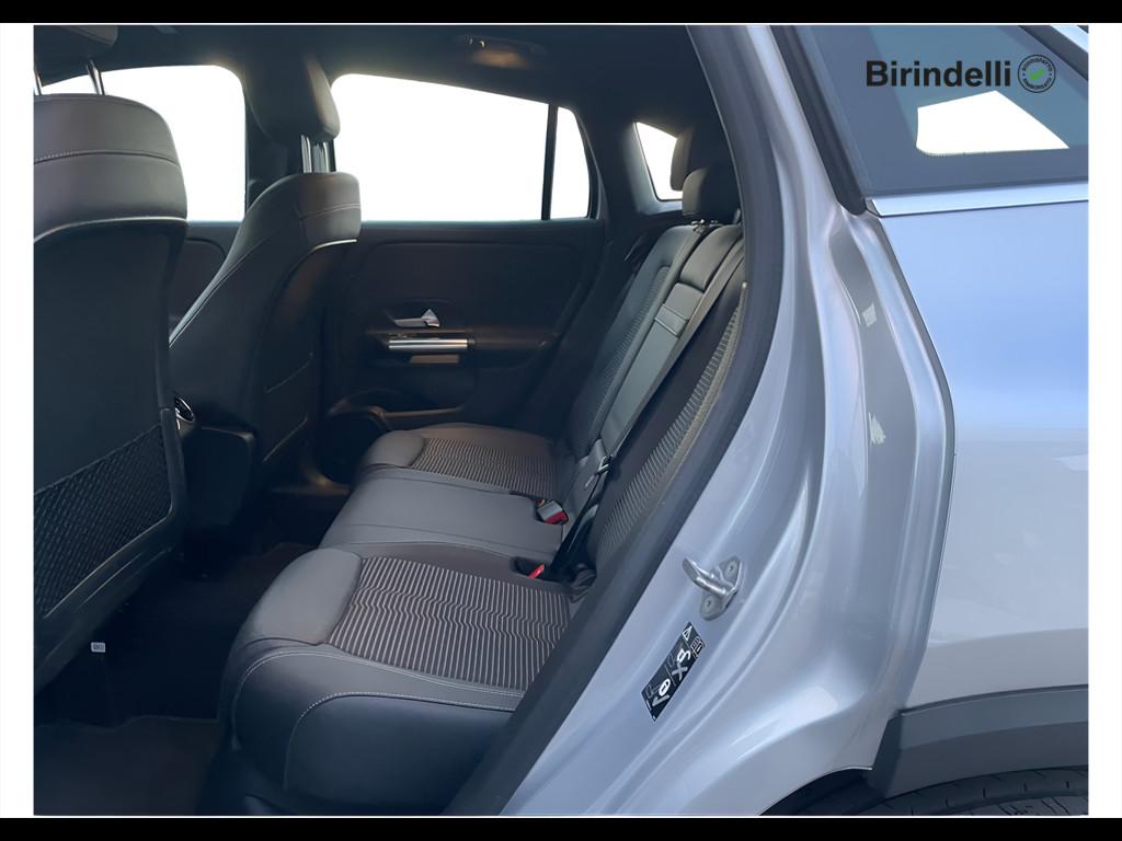 Mercedes-Benz GLA (H247) - GLA 200 Automatic Sport