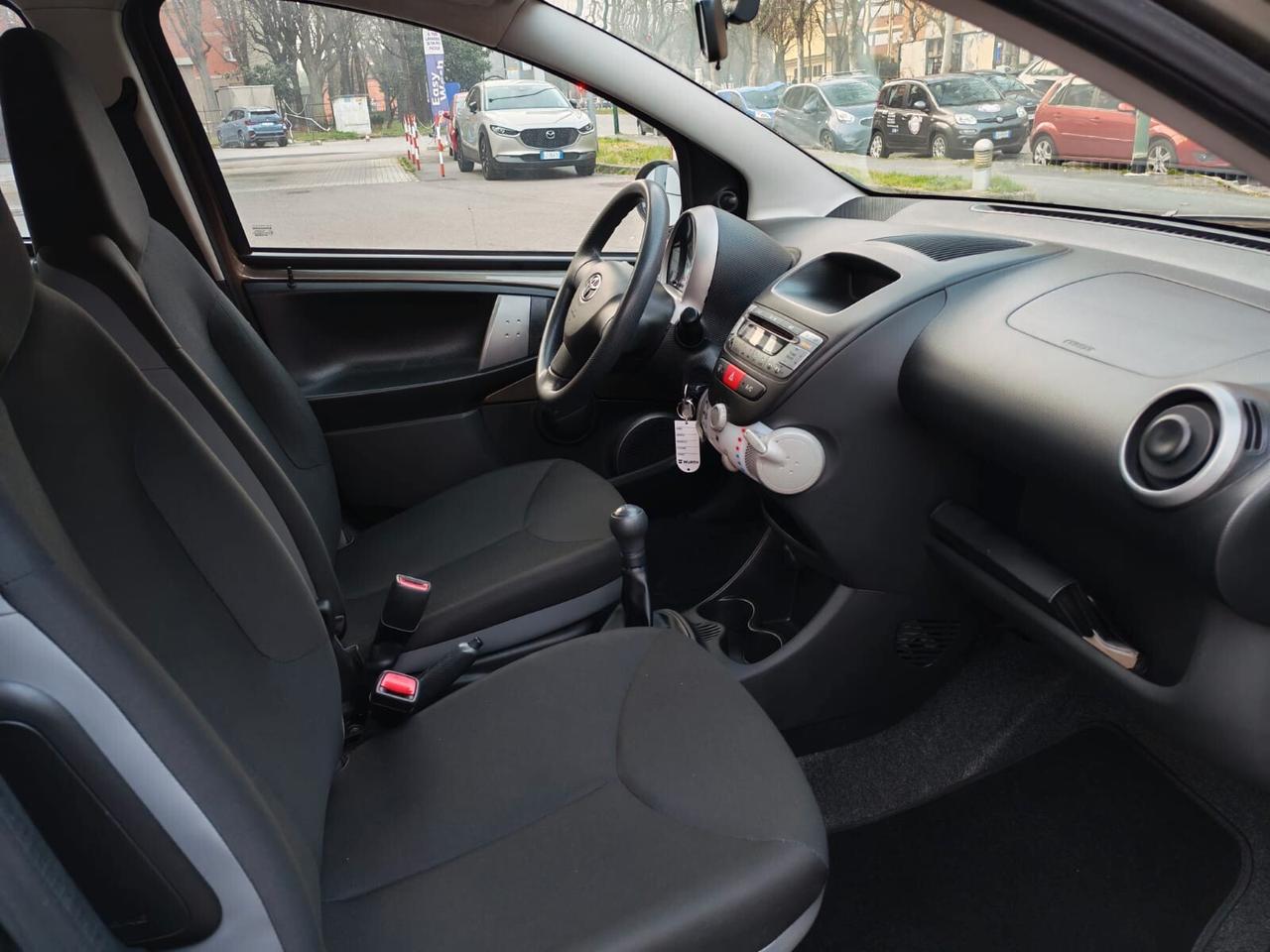 Toyota Aygo - FRIZIONE NUOVA !!!