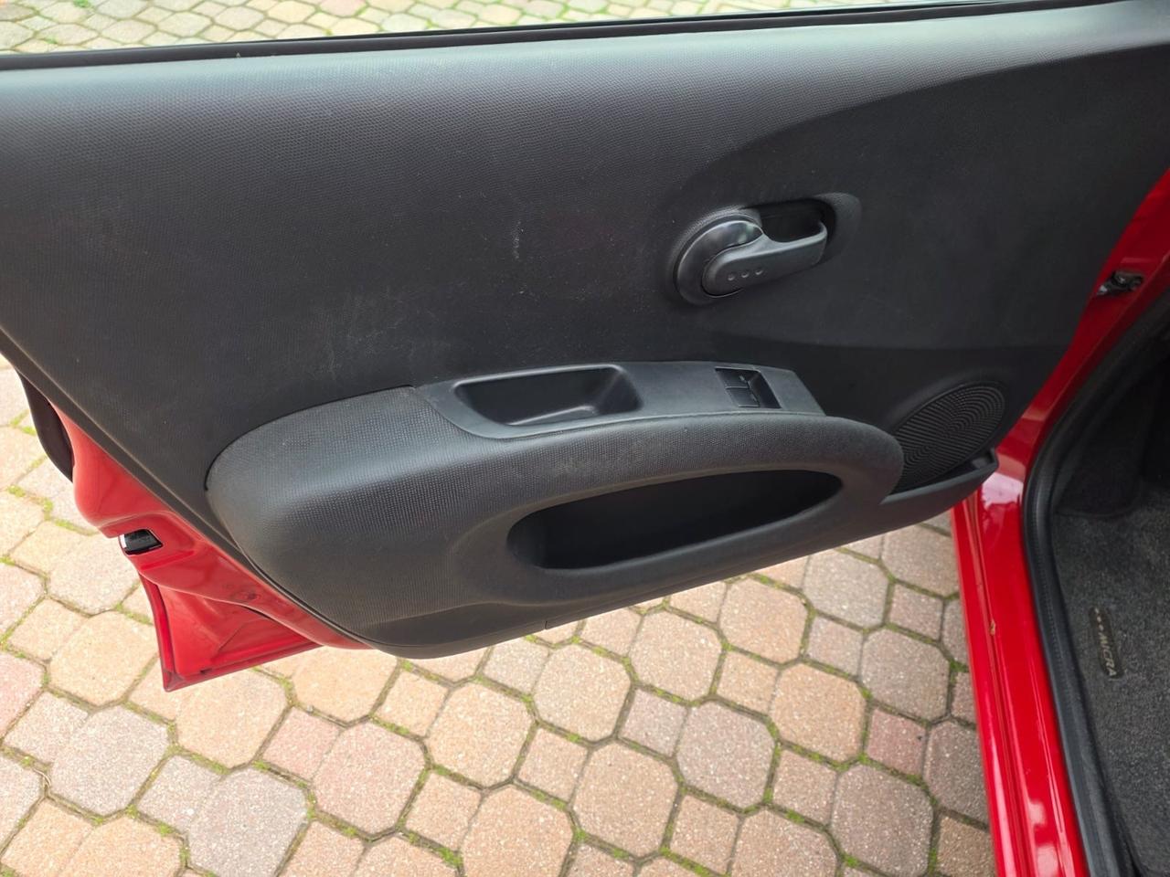 Nissan Micra 1.2 16V 5 p. Euro 4