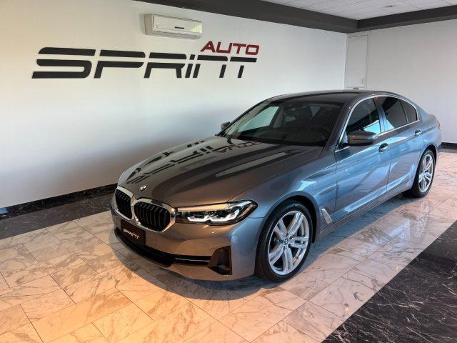 BMW 530 d Berlina 249cv xDrive Business StepTronic 48V