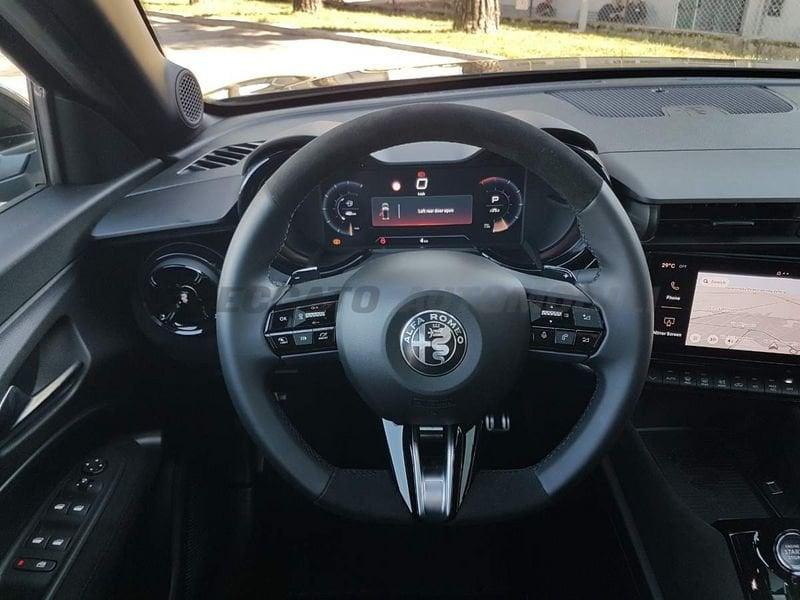 Alfa Romeo Junior Junior 1.2 ibrida Q4 145cv edct6
