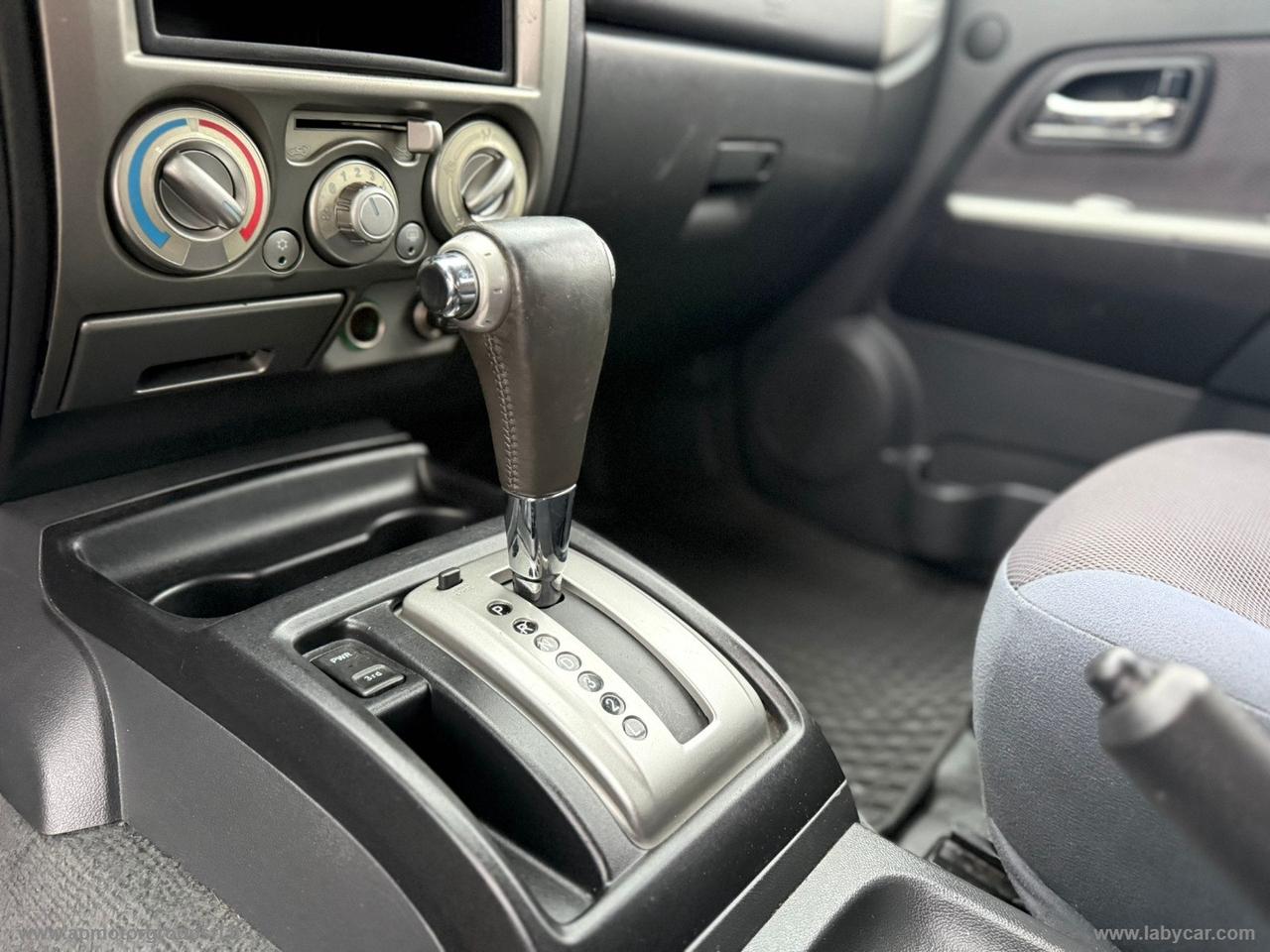 ISUZU D-Max 3.0 TD CAT CREW CAB 4WD PUP.LS AUT.