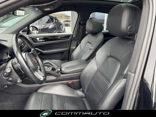 PORSCHE Cayenne Coupé 3.0 V6