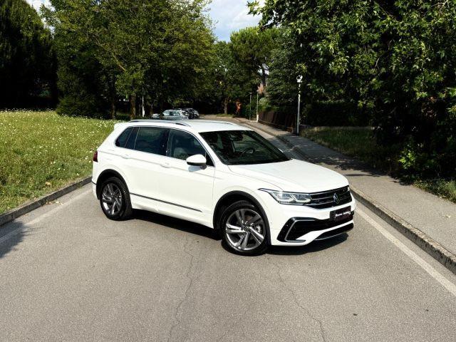 VOLKSWAGEN Tiguan 2.0 TDI 150 CV SCR DSG R-Line 4 MOTION