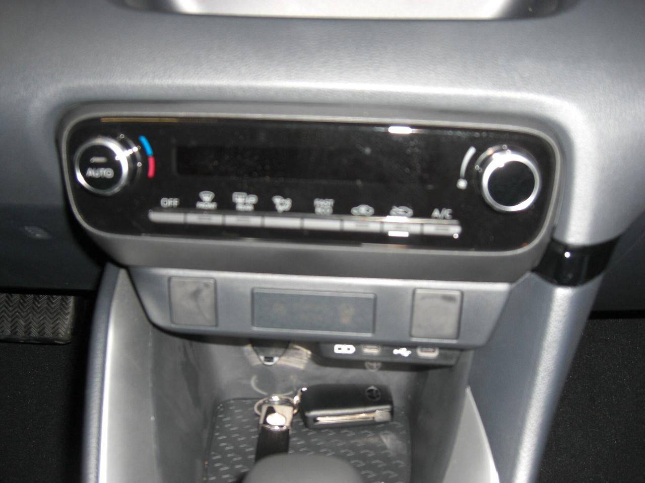 Toyota Yaris 1.5 Hybrid 5 porte Active