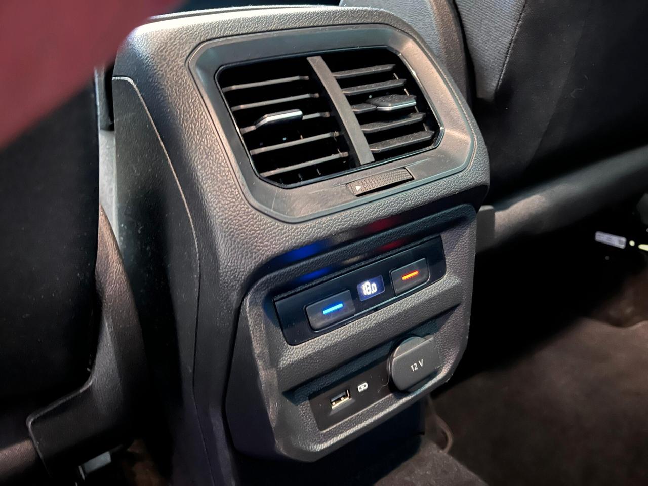 Volkswagen Tiguan 2.0 TDI SCR DSG Business BlueMotion Technology