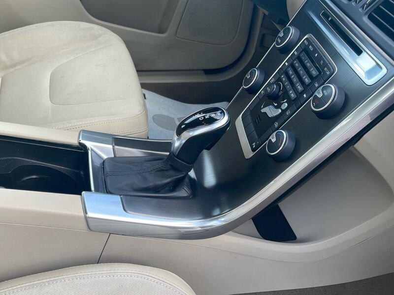 Volvo XC60 2.0D D3 Geartronic Momentum