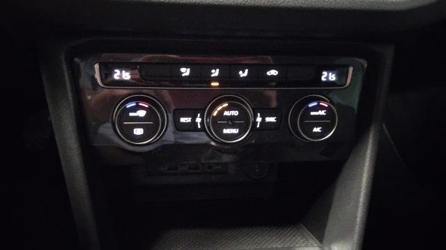 VOLKSWAGEN Tiguan 2.0 TDI SCR 4MOTION Business APP CONNECT