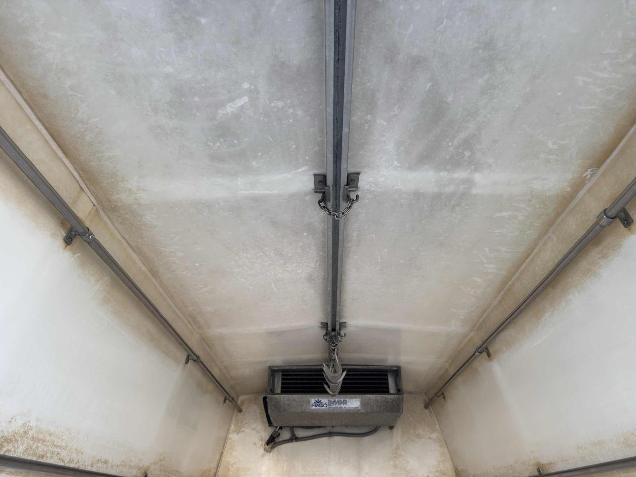 Iveco Daily 35 2.3 ISOTERMICO+FRIGO FNAX ATP+GANCIERE CARNI-