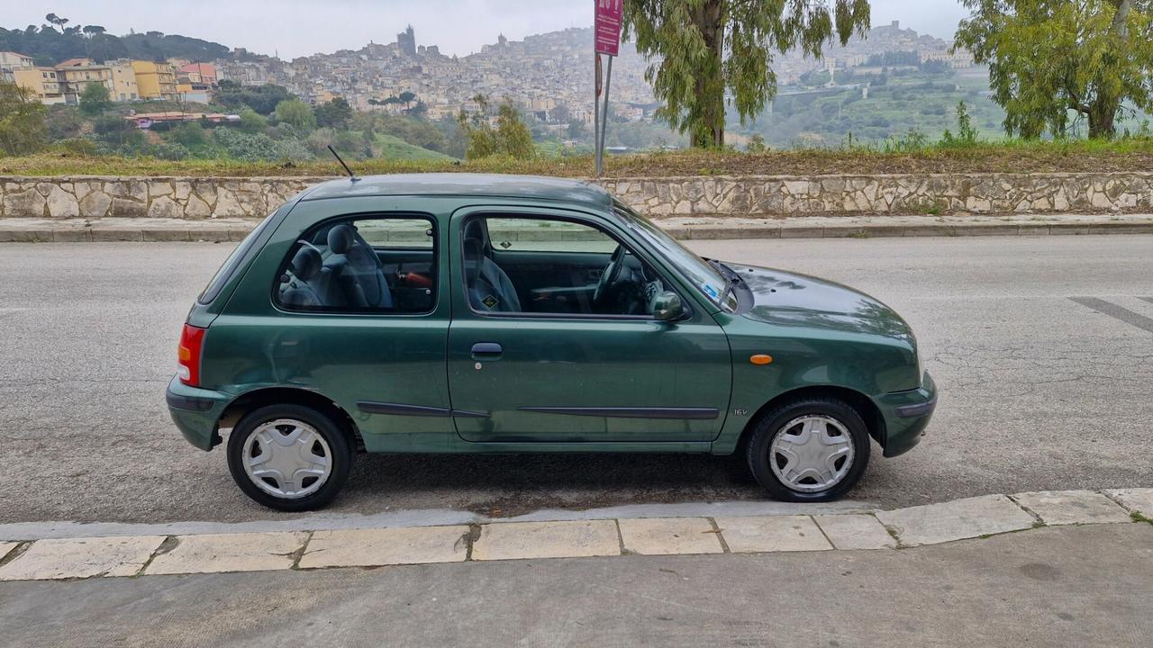 Nissan Micra 1.0i 16V cat 3 porte