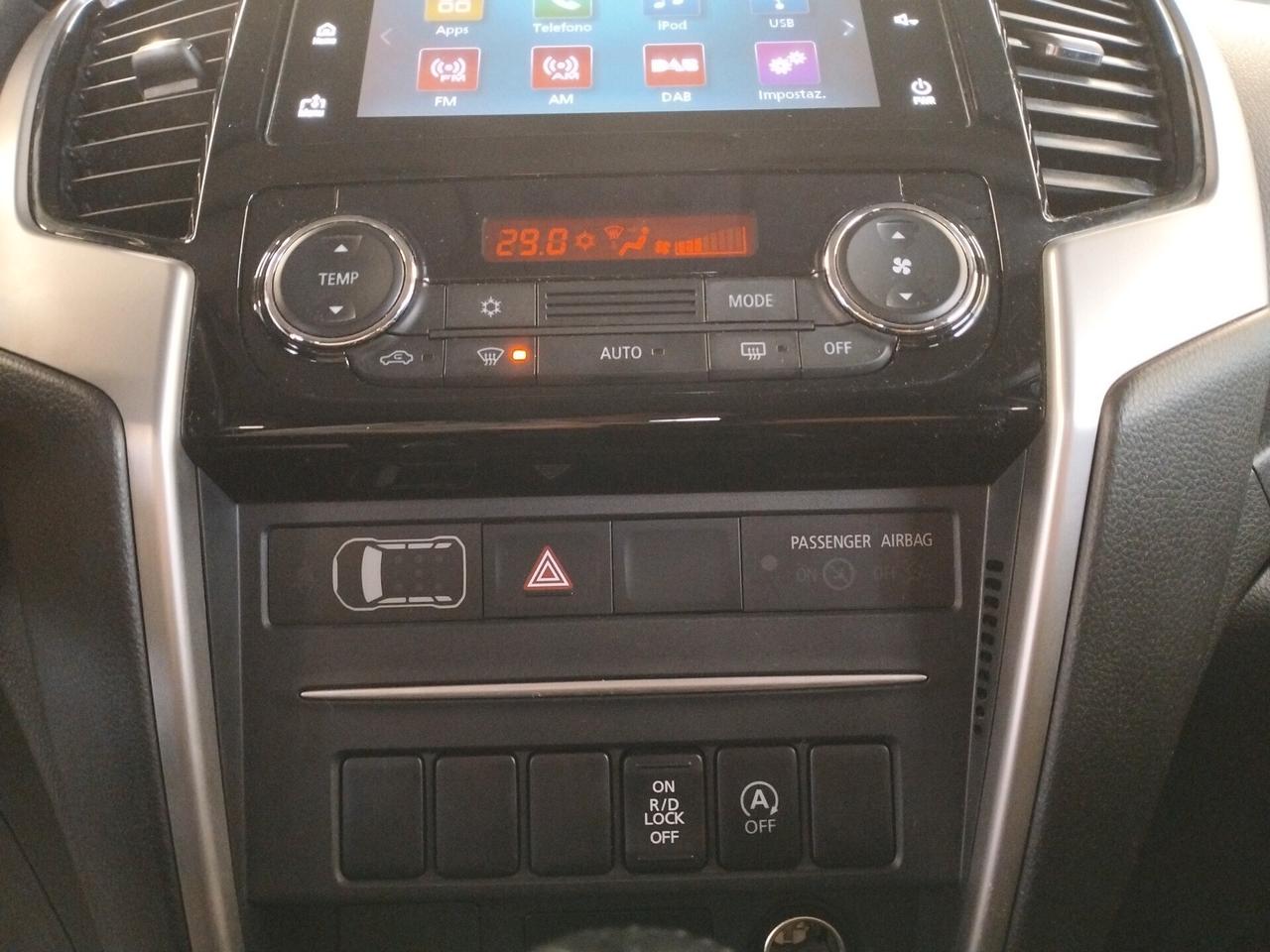 Mitsubishi L200 d.cab 2.3d Hurricane 4wd 150cv - 4x4 IVA COMPRESA