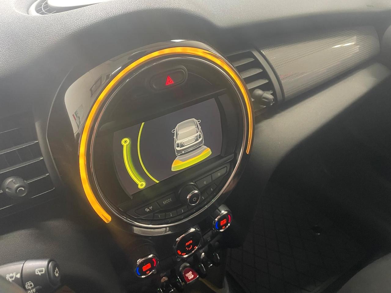 Mini 1.5 One D Business