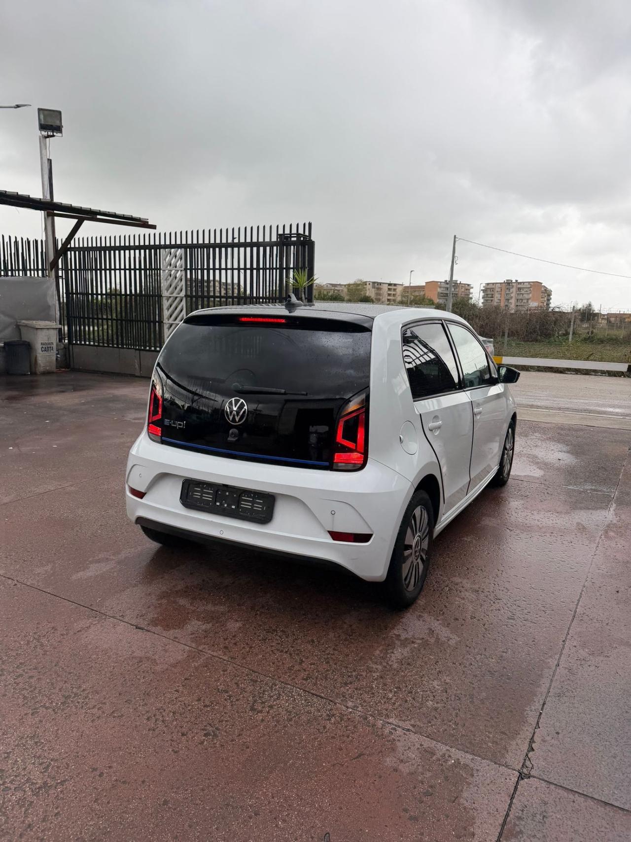 Volkswagen up! e-up! 82 CV