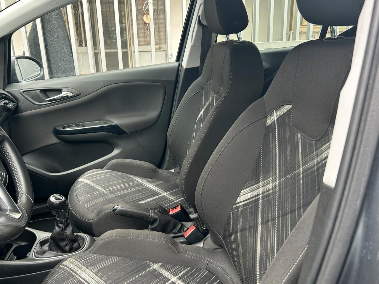 Opel Corsa 1.2 5 porte