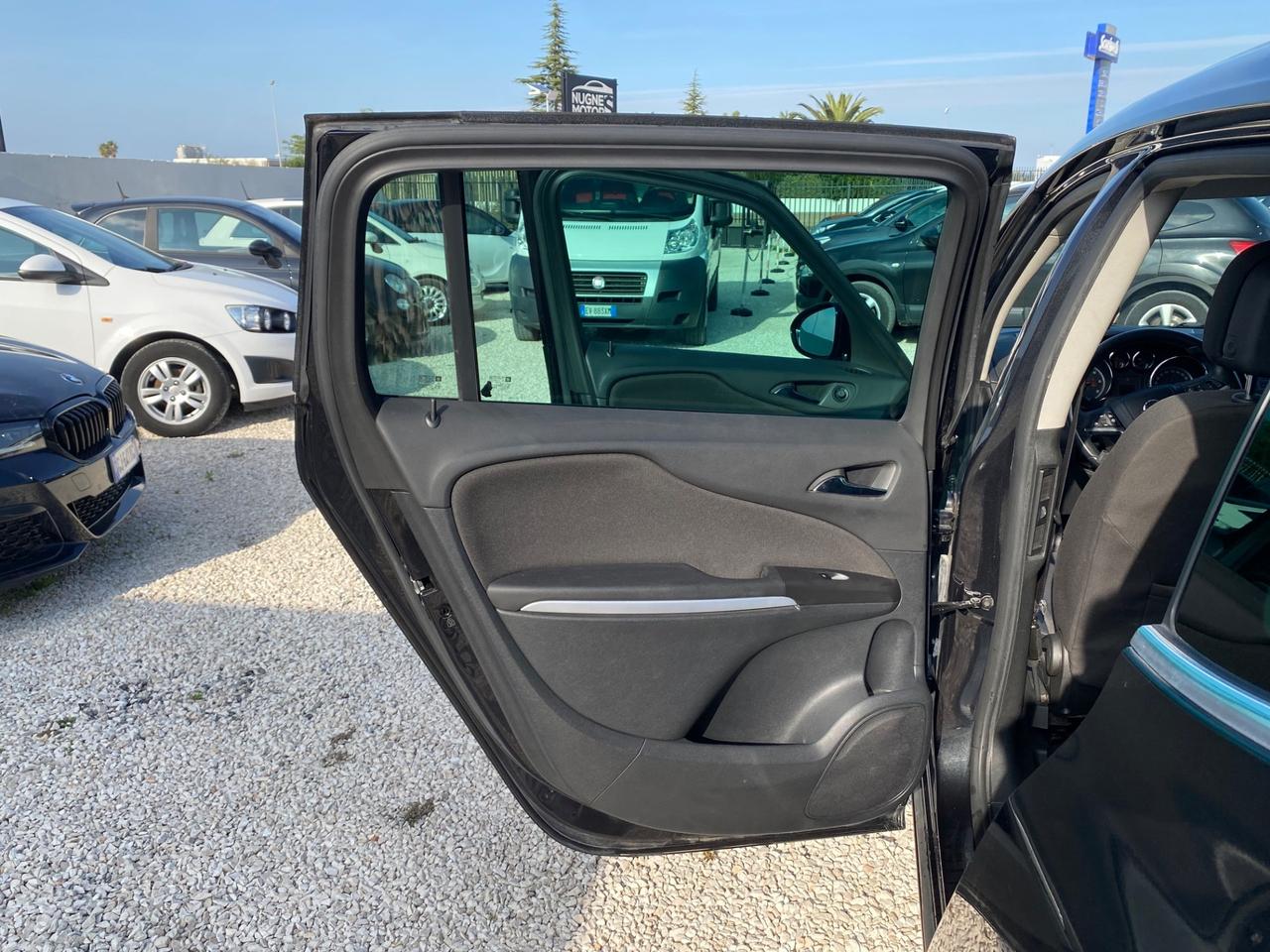 Opel Zafira Tourer 2.0 CDTi 130CV Elective 7 Posti Unico Propietario Neopatentati