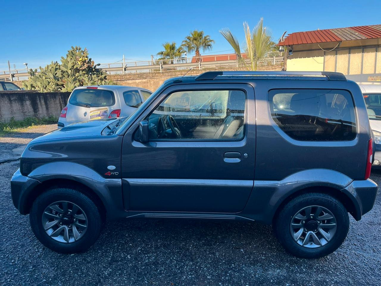 Suzuki Jimny 1.3 4WD A/T Evolution Plus