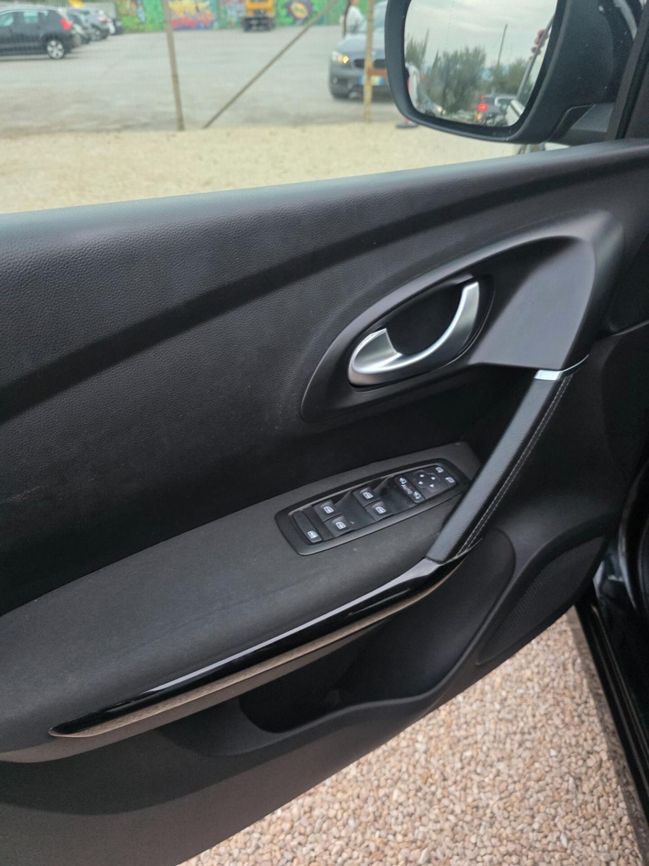 Renault Kadjar Blue dCi 8V 115CV Black Edition n1 autocarro